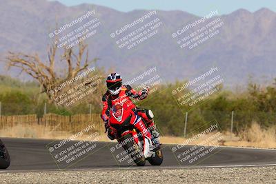 media/Oct-09-2022-SoCal Trackdays (Sun) [[95640aeeb6]]/Turn 3 (930am)/